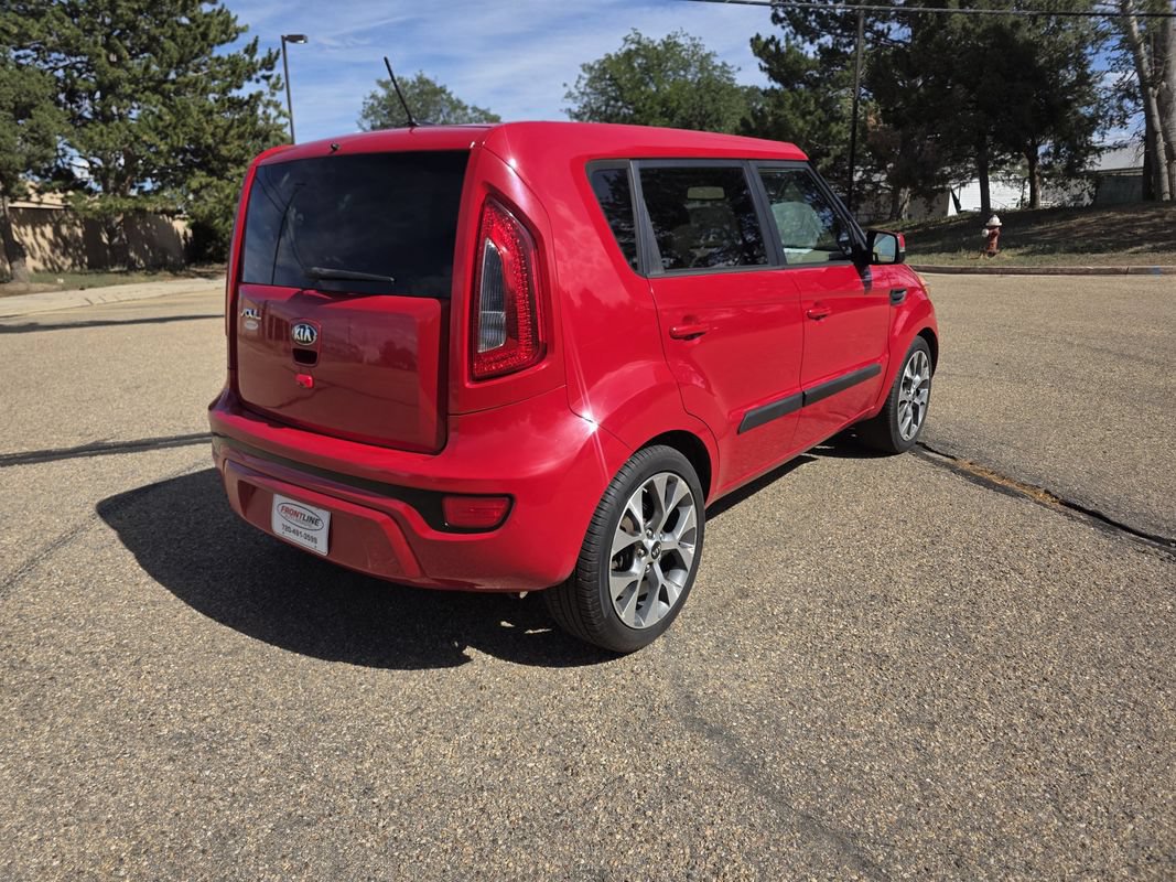 Used 2013 Kia Soul ! w/ Premium Pkg FWD image 5