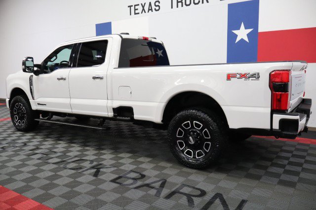 Used 2024 Ford F350 Platinum w/ FX4 Off-Road Package AWD/4WD image 5