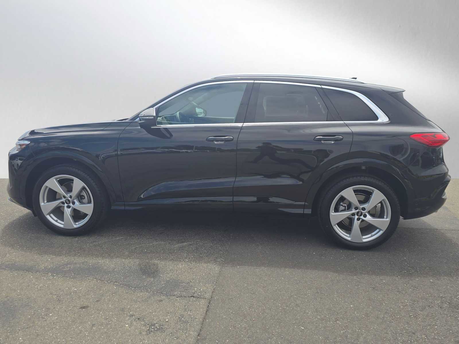 New 2025 Audi Q5 Prestige image 6