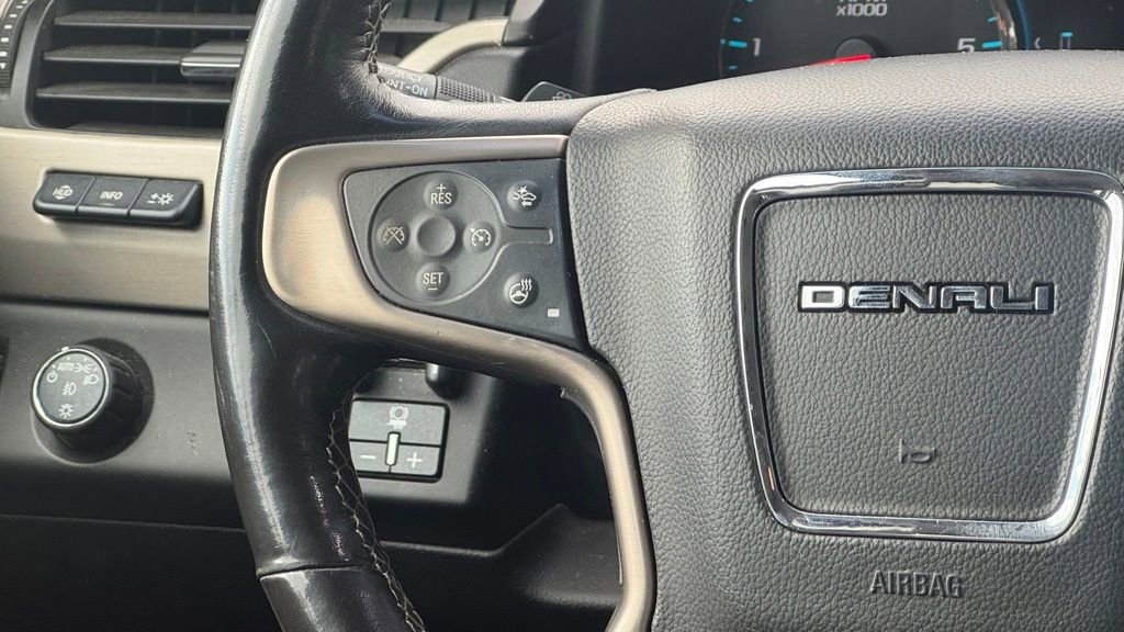 Used 2019 GMC Yukon XL Denali RWD image 14