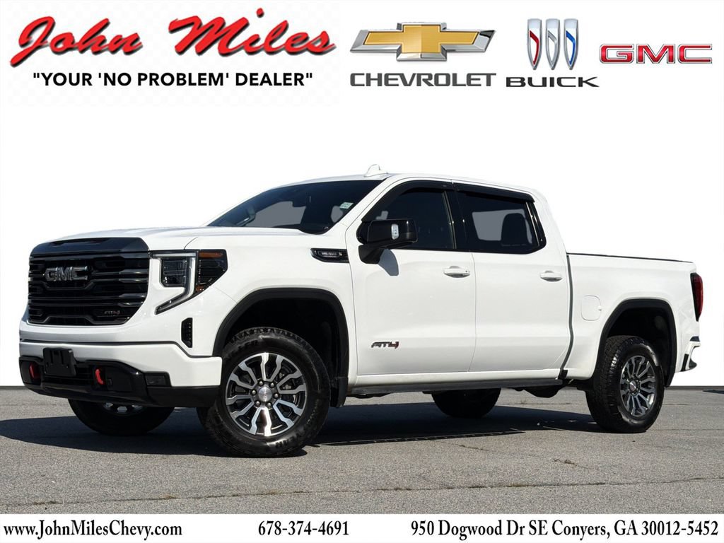 Used 2022 GMC Sierra 1500 AT4 AWD/4WD image 1