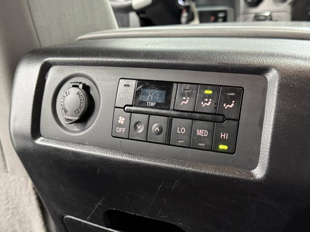 Used 2017 Toyota Sequoia SR5 image 24