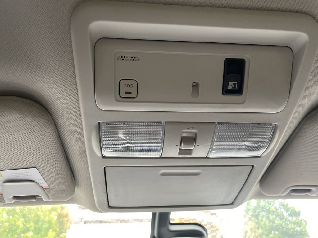 Used 2017 Nissan Titan SL image 44