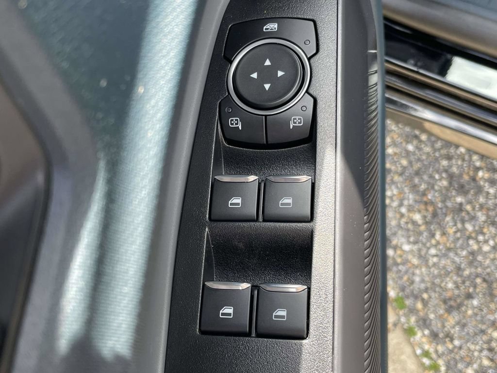 New 2026 Ford Maverick Lobo AWD/4WD image 16