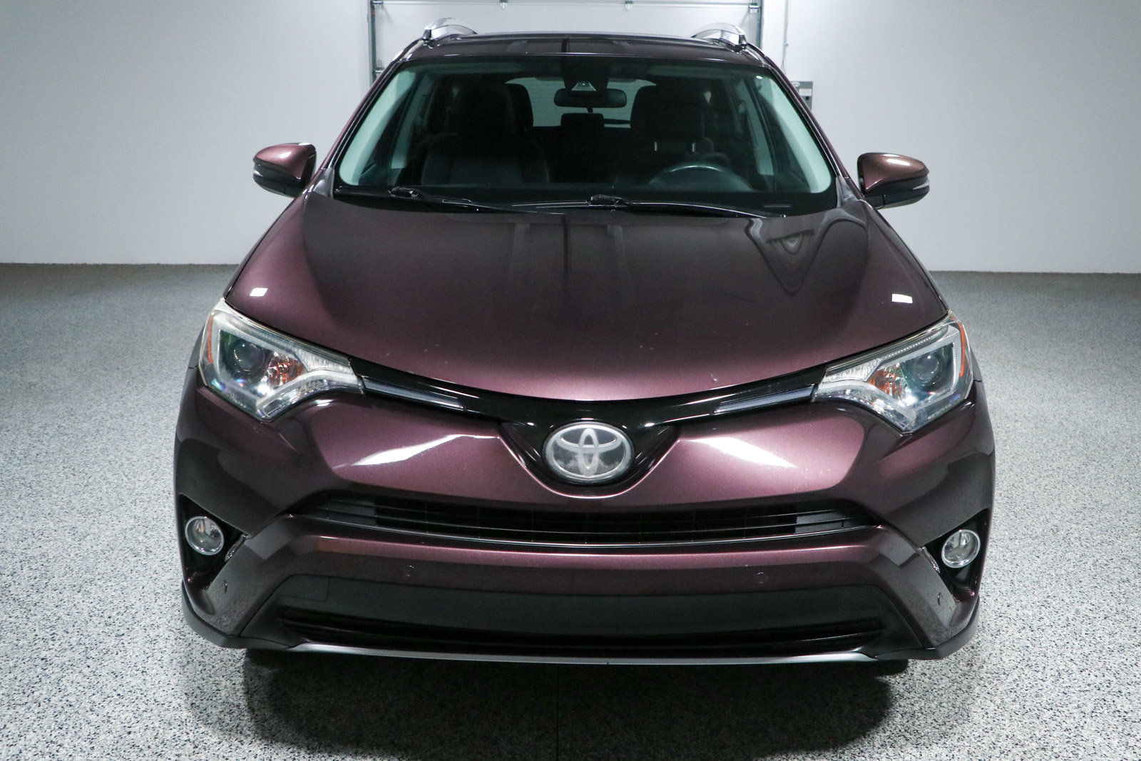 Used 2017 Toyota RAV4 XLE FWD image 4