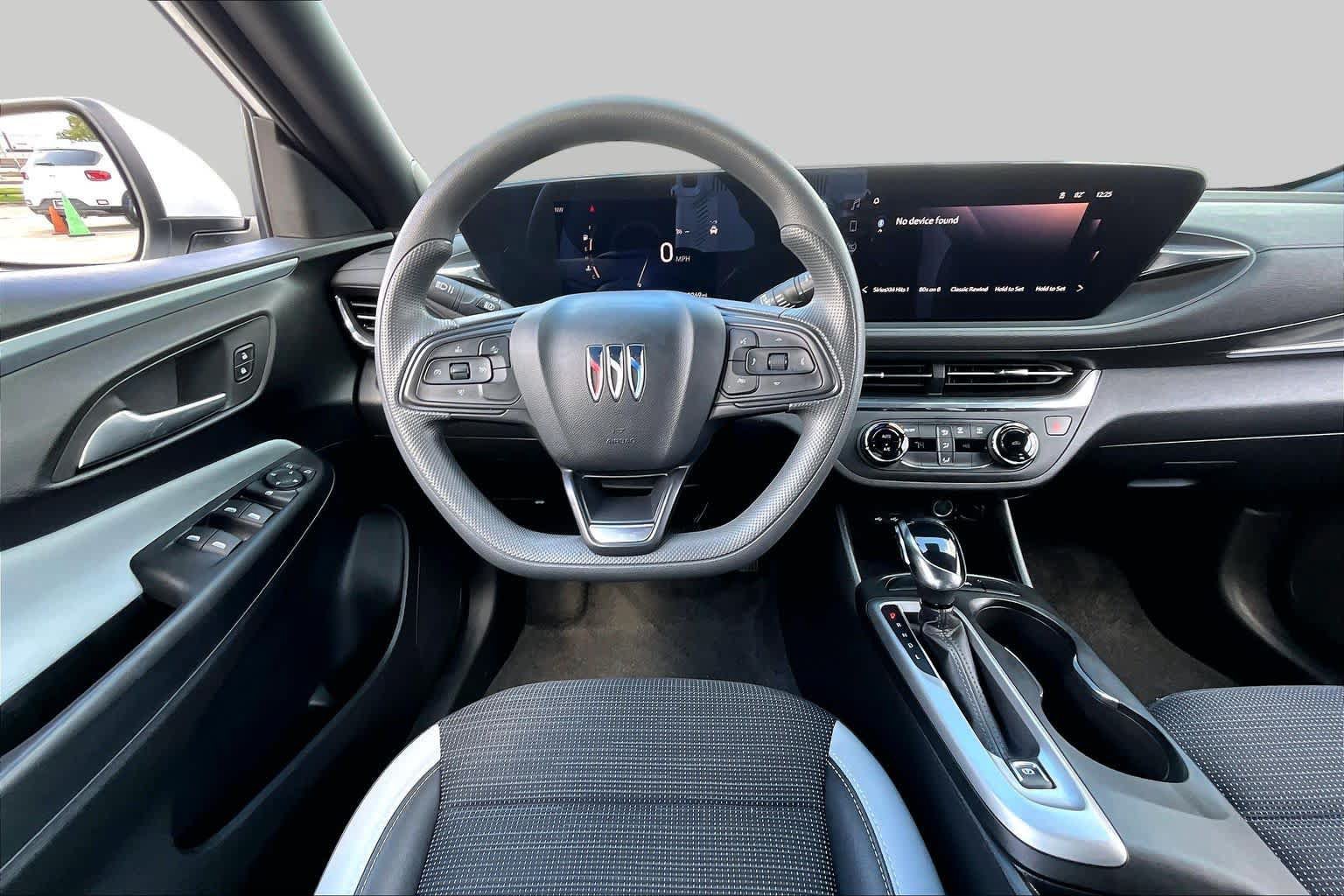 Used 2025 Buick Envista Preferred FWD image 6