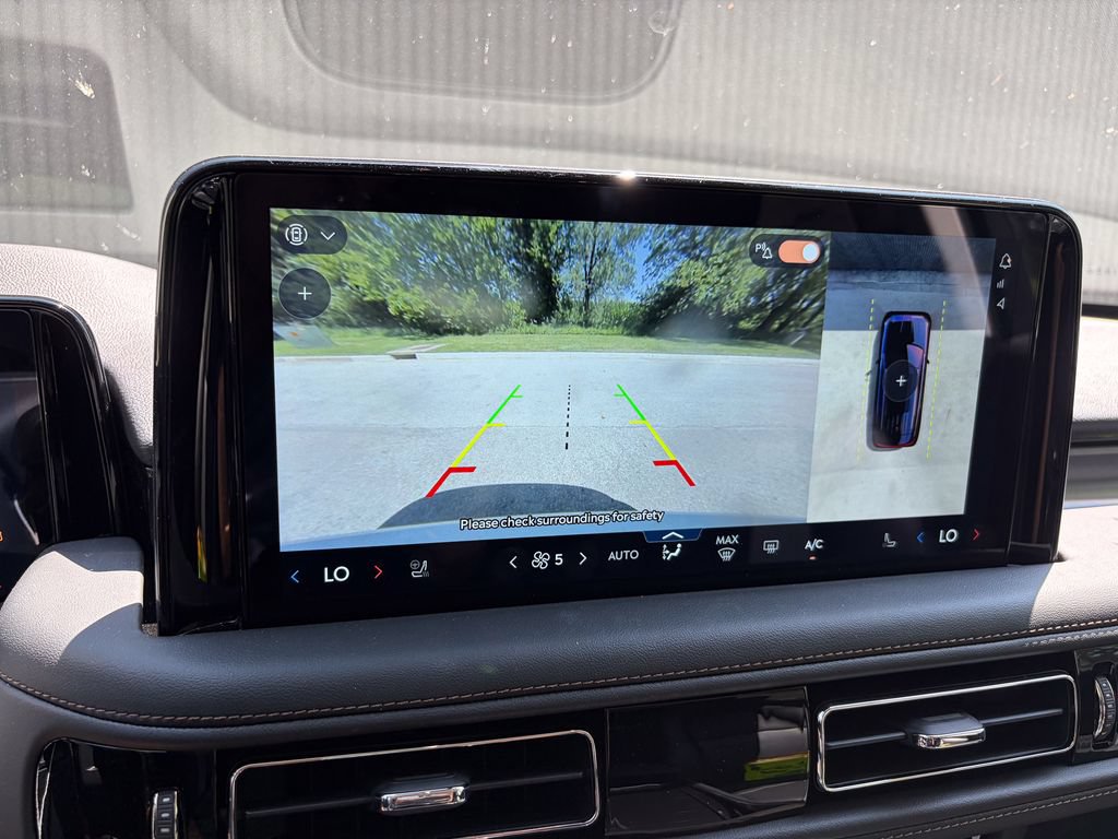 New 2026 Lincoln Aviator AWD image 40