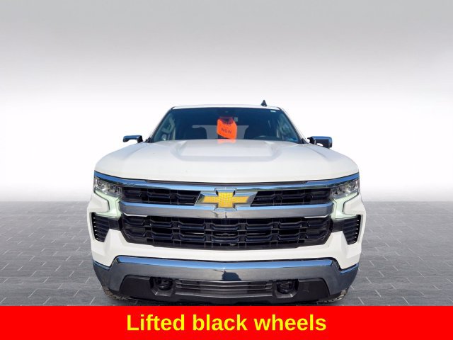 Used 2025 Chevrolet Silverado 1500 LT AWD/4WD image 2