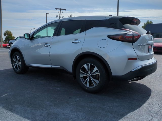 Used 2023 Nissan Murano S image 6