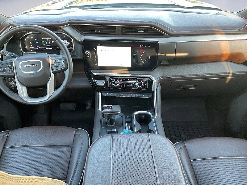 Used 2024 GMC Sierra 1500 Denali w/ Denali Reserve Package image 7