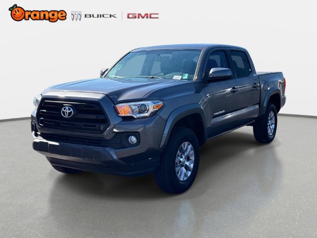 Used 2017 Toyota Tacoma SR5 w/ Tow Package RWD image 7