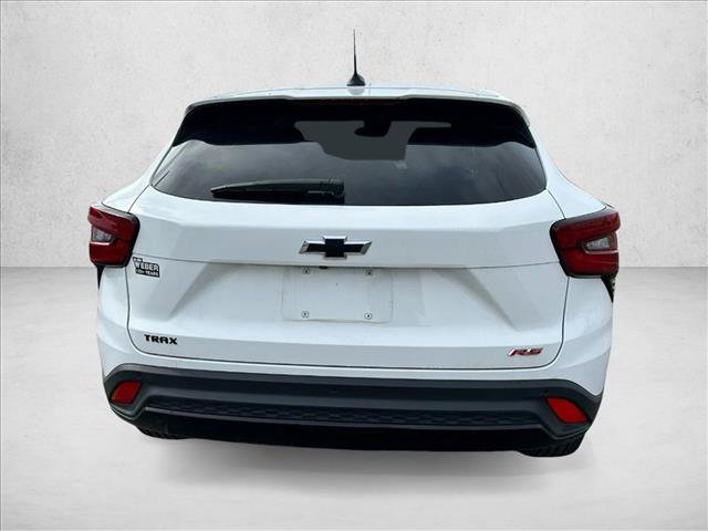 Used 2024 Chevrolet Trax RS w/ Driver Confidence Package FWD image 8