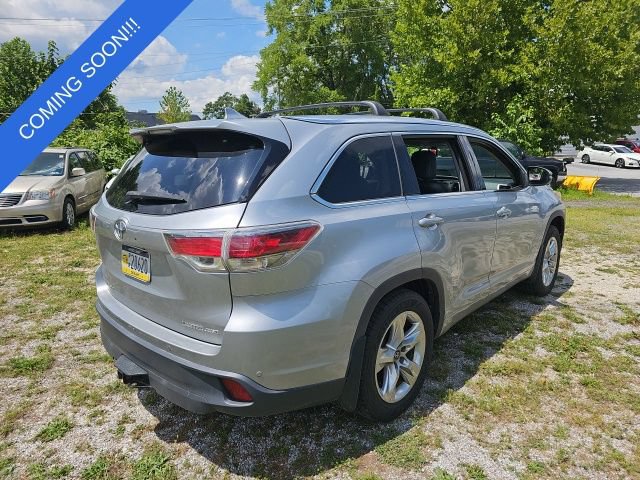 Used 2016 Toyota Highlander Limited AWD/4WD image 3