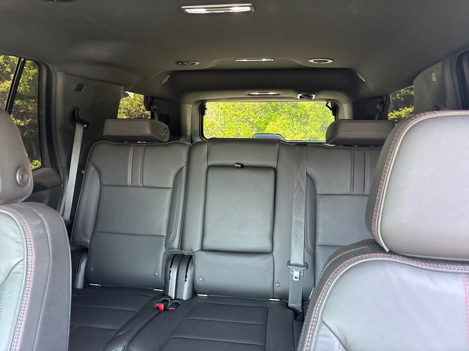 Used 2021 Chevrolet Tahoe RST AWD/4WD image 12