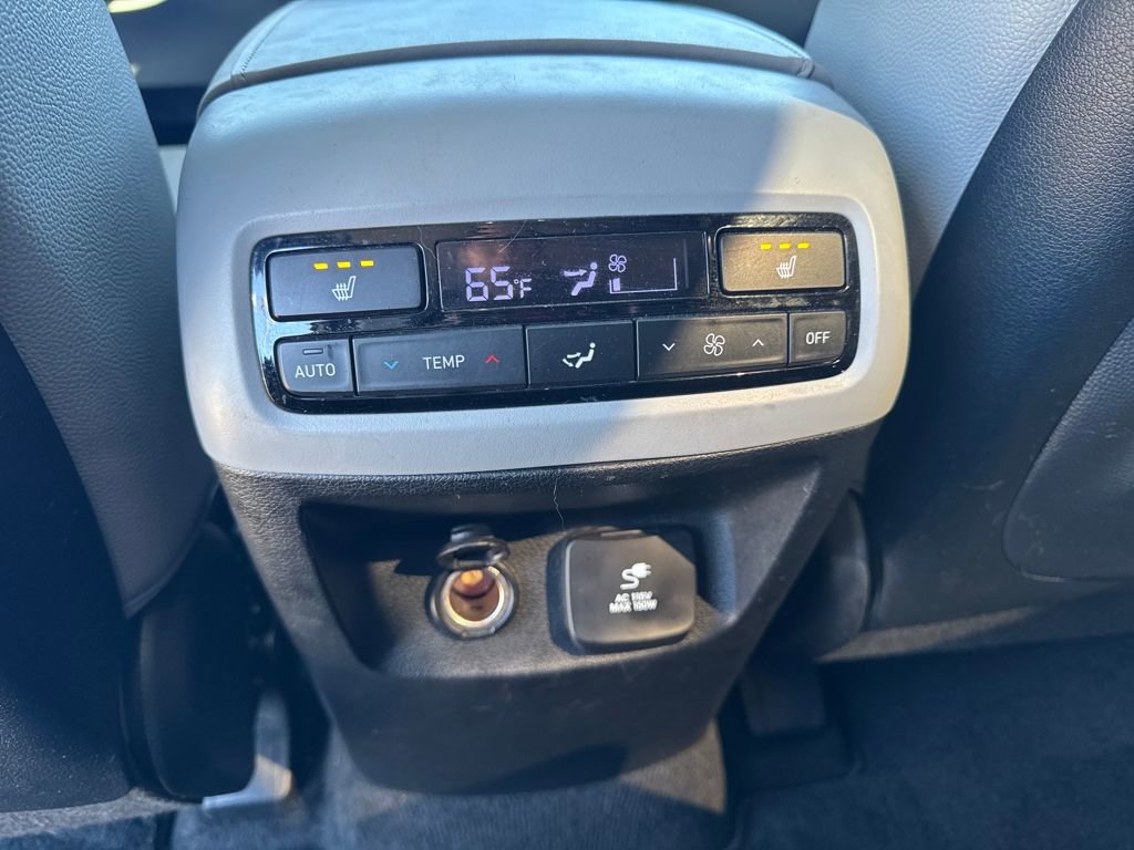 Used 2022 Hyundai Palisade SEL w/ 8P Bench Seat Package image 37