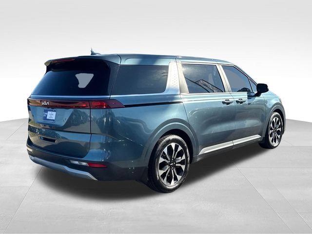 Used 2024 Kia Carnival EX FWD image 5