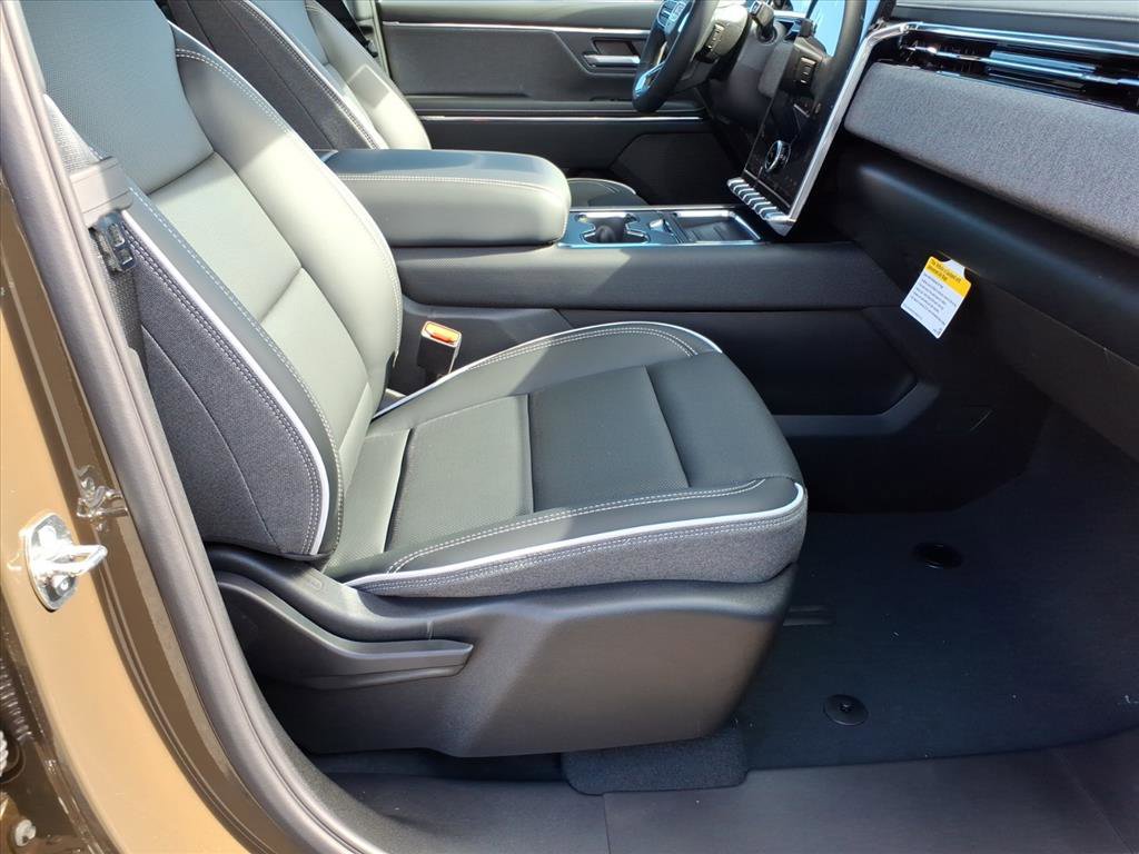 New 2026 GMC Sierra EV Elevation image 9