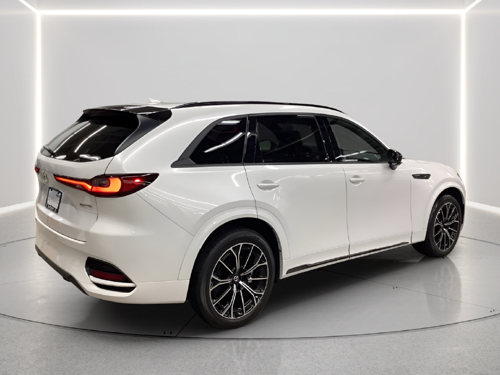 Certified 2025 MAZDA CX-70 3.3 Turbo S w/ Premium Package AWD/4WD image 32