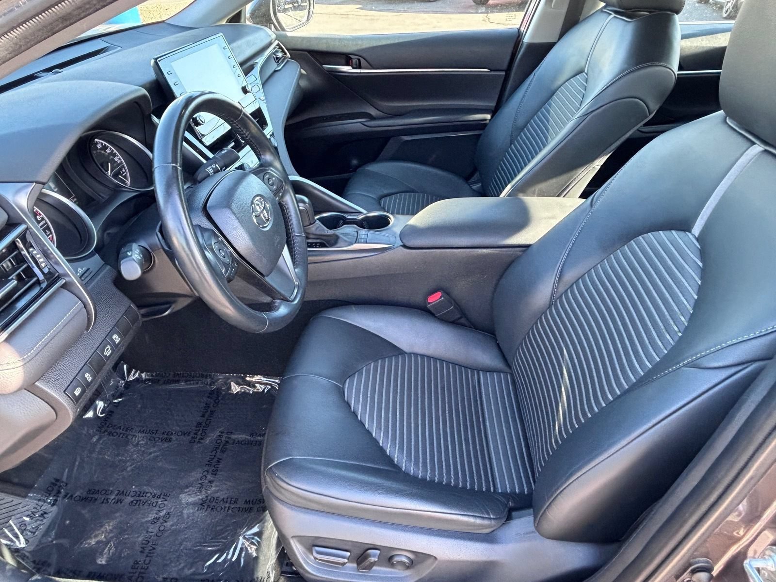 Used 2024 Toyota Camry SE FWD image 18