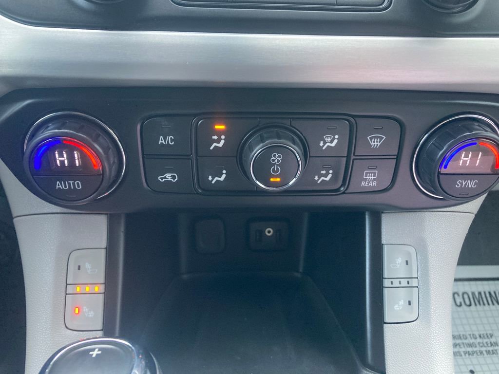 Used 2019 GMC Acadia SLT w/ LPO, Floor Liner Package image 27