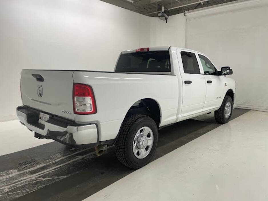Used 2022 RAM 2500 Tradesman w/ Chrome Appearance Group image 8
