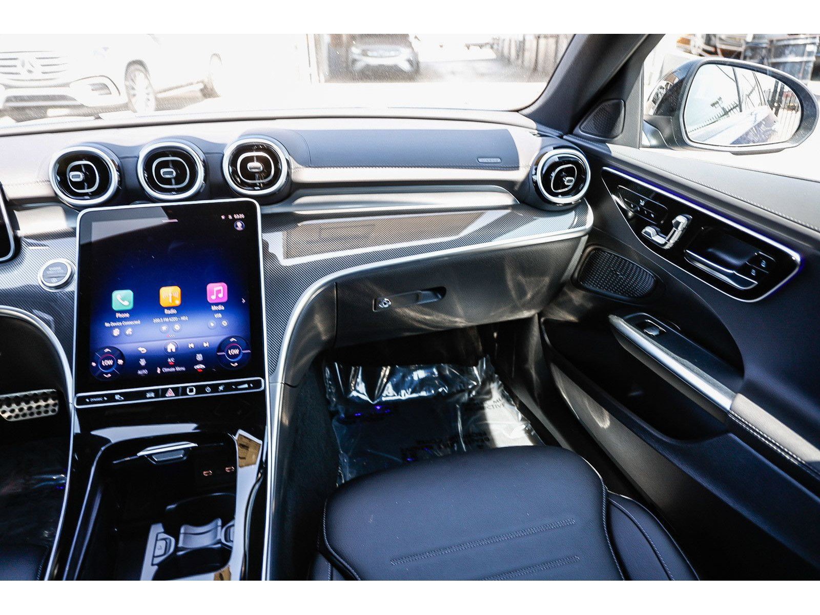 New 2025 Mercedes-Benz C 300 Sedan image 15