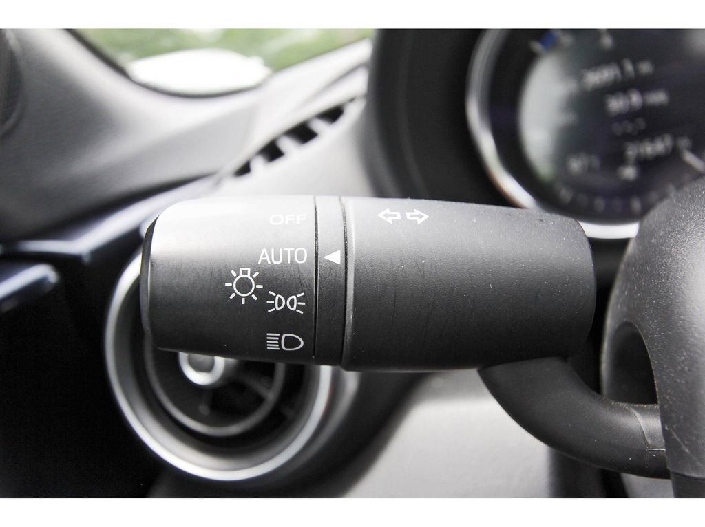 Used 2025 MAZDA MX-5 Miata RF Grand Touring RWD image 15