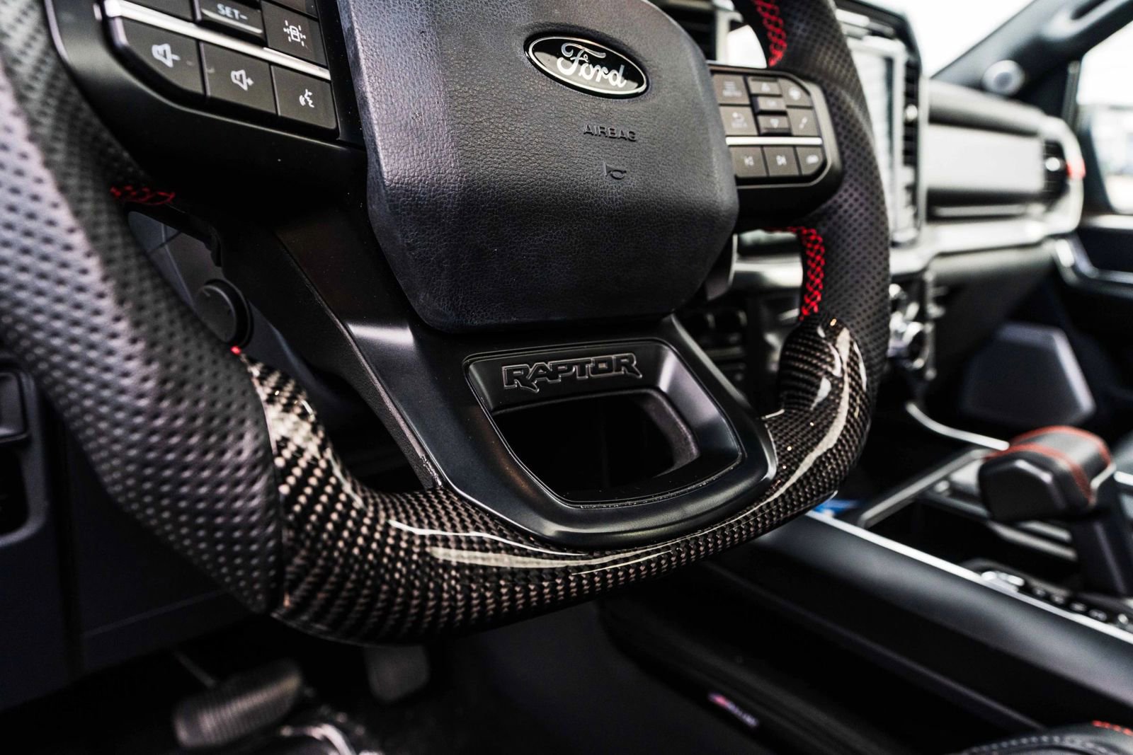 Used 2025 Ford F150 Raptor AWD/4WD image 55