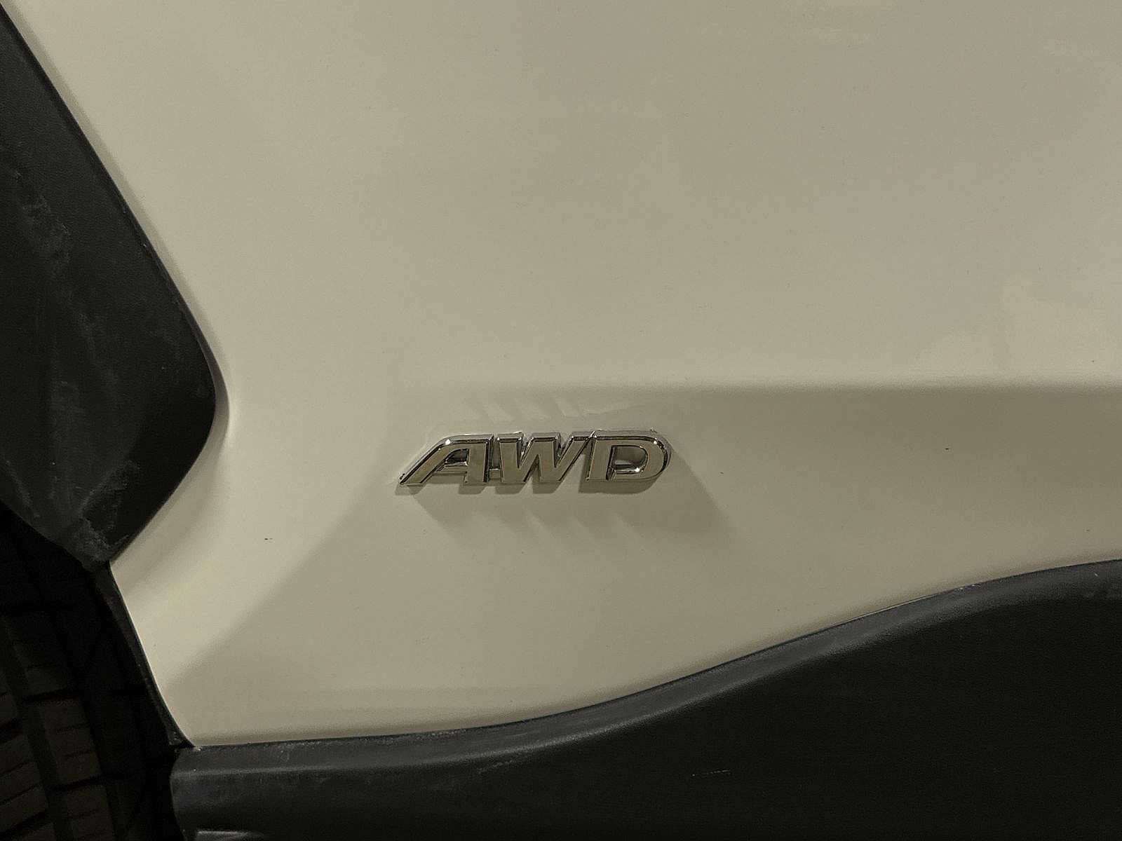 Used 2023 Toyota RAV4 LE AWD/4WD image 26