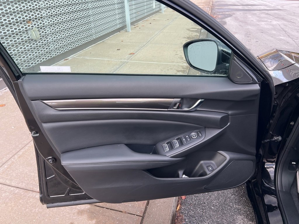 Used 2022 Honda Accord Sport image 55