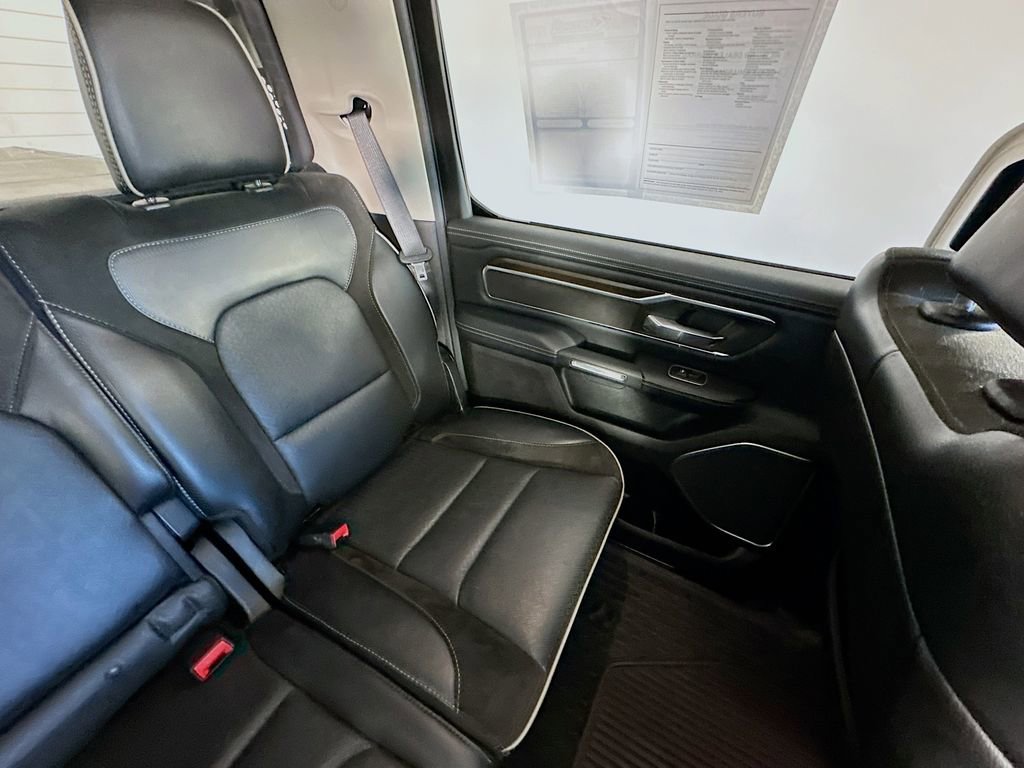 Used 2022 RAM 1500 Laramie AWD/4WD image 14