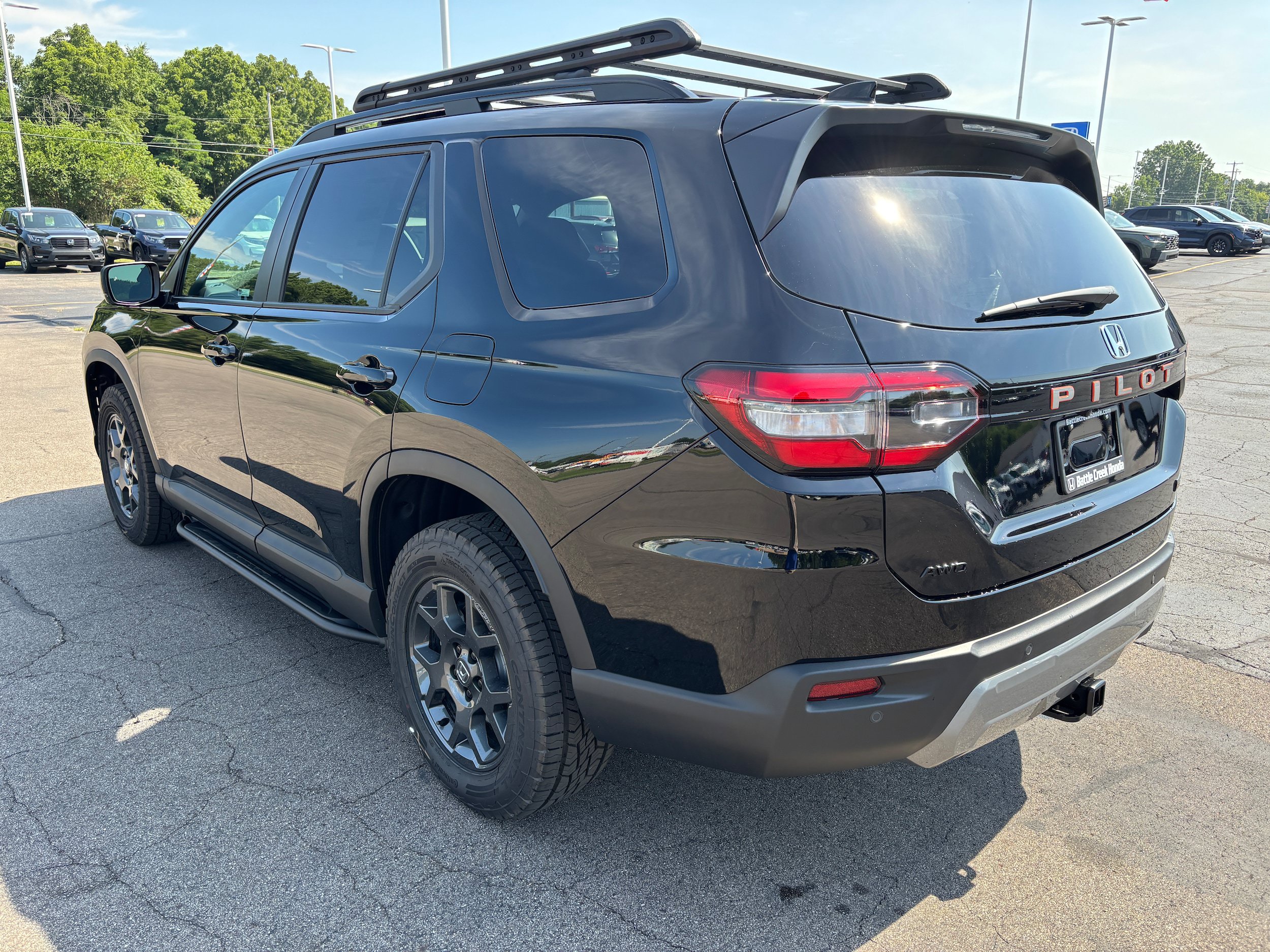 New 2026 Honda Pilot TrailSport image 6