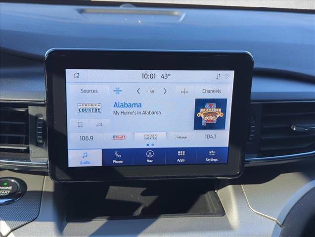 Certified 2021 Ford Explorer XLT w/ Equipment Group 202A image 10