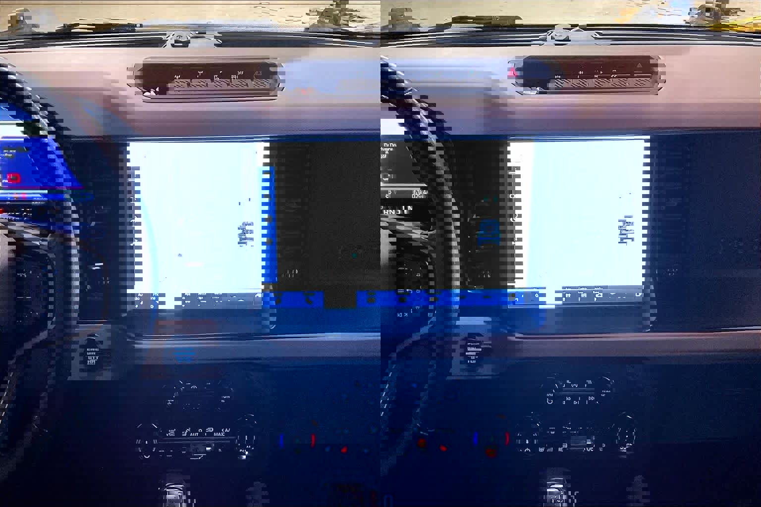 Used 2022 Ford Bronco Wildtrak image 6