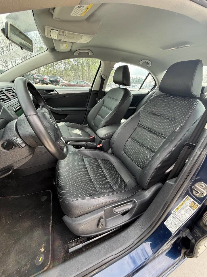 Used 2013 Volkswagen Jetta SE image 9