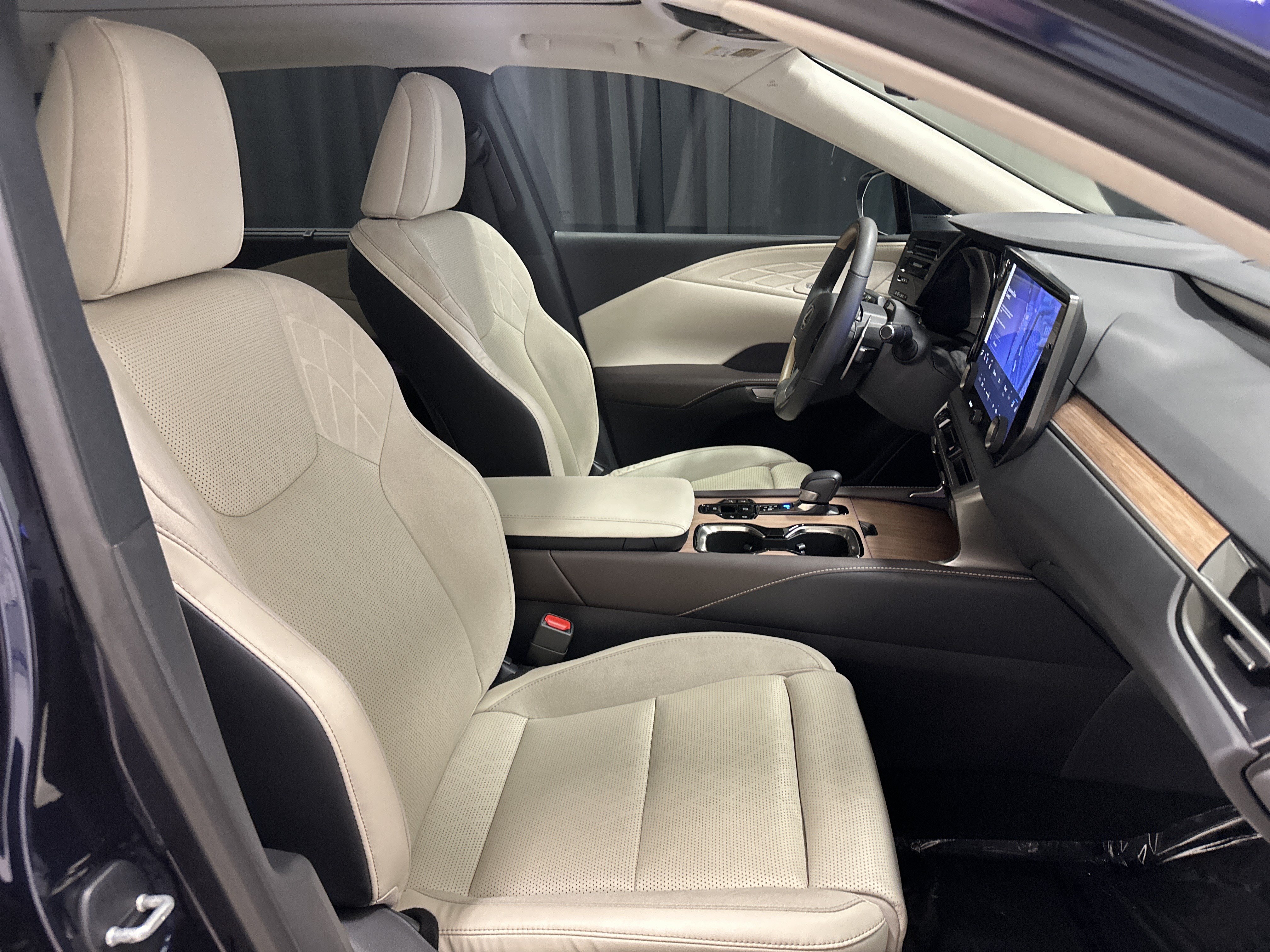 Certified 2025 Lexus RX 350 AWD w/ Luxury Package w/ Convenience Package image 33