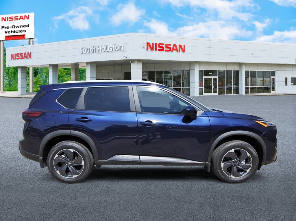 Used 2026 Nissan Rogue SV w/ SV Premium Package image 5
