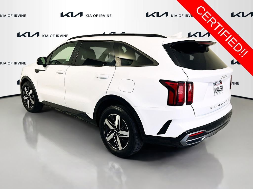 Certified 2022 Kia Sorento S w/ Panoramic Sunroof Package FWD image 6