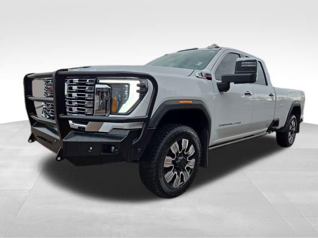 Used 2025 GMC Sierra 3500 Denali w/ Denali Reserve Package image 5