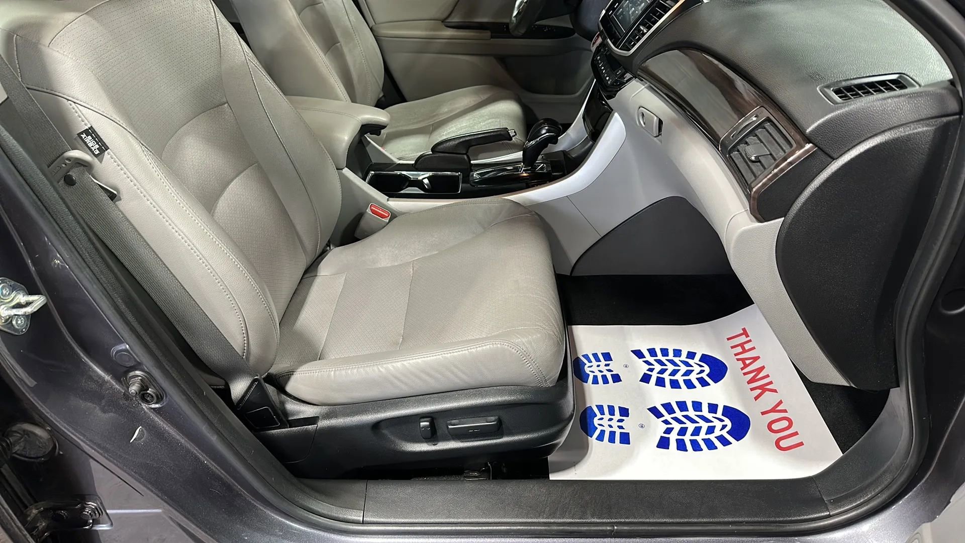 Used 2016 Honda Accord EX-L image 10