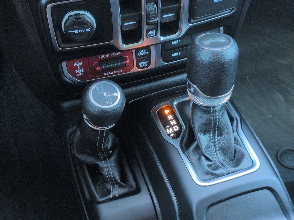 Used 2024 Jeep Wrangler Unlimited Rubicon w/ XTREMEE 35" Tire Package image 25