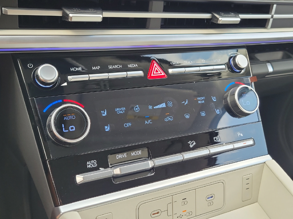 New 2027 Hyundai Santa Fe Calligraphy FWD image 27