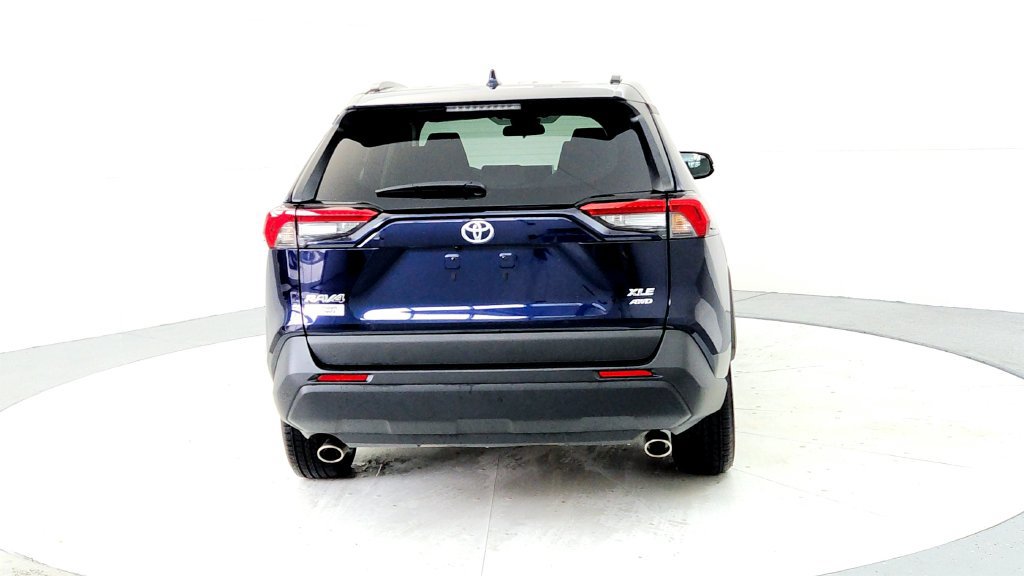 Used 2025 Toyota RAV4 XLE w/ Convenience Package AWD/4WD image 5