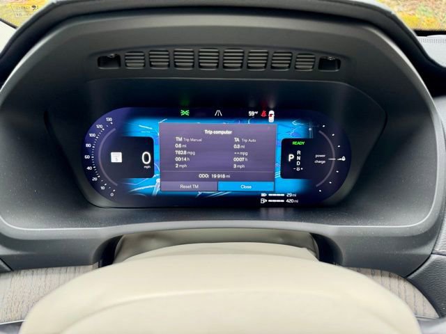 Used 2024 Volvo XC90 T8 Ultimate image 11