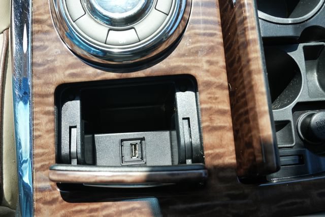 Used 2017 Nissan Armada Platinum w/ Captain Seat Package RWD image 44