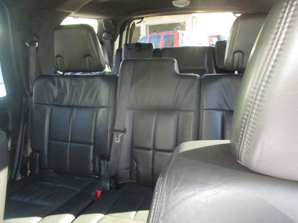 Used 2012 Lincoln Navigator 4WD image 10