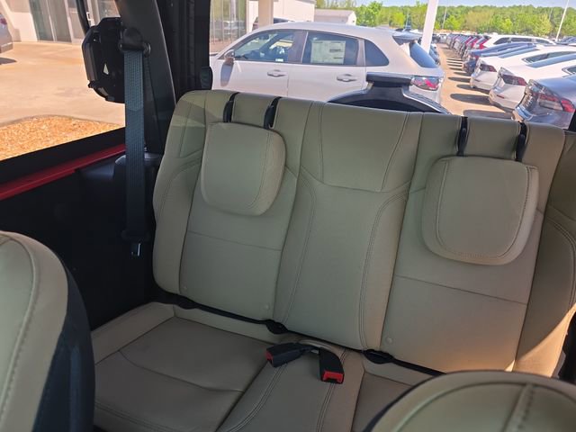 Used 2021 Jeep Wrangler Sport AWD/4WD image 21