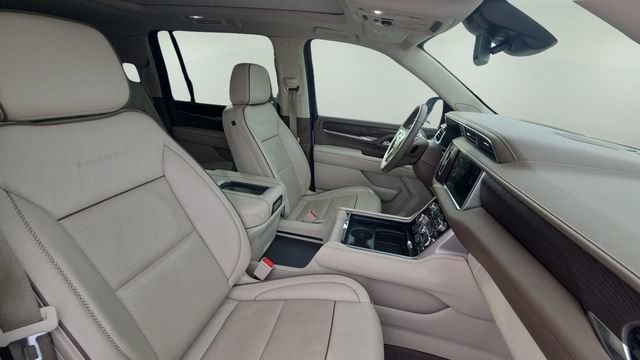 Used 2024 GMC Yukon XL Denali image 28
