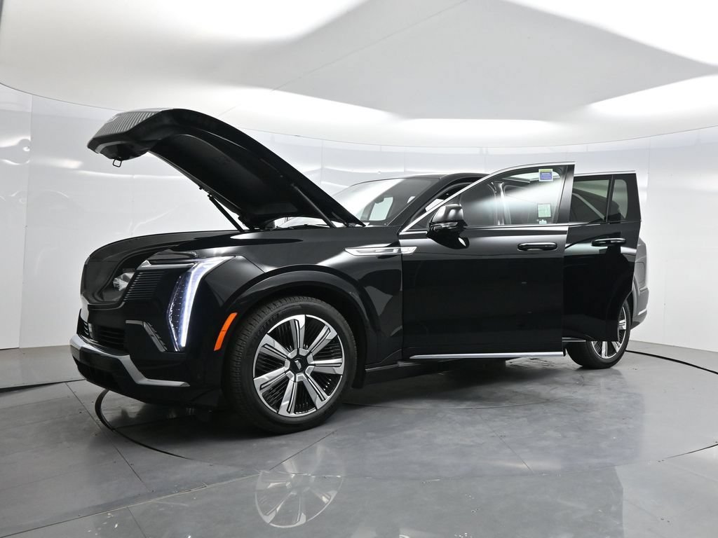 Used 2025 Cadillac Escalade IQ Luxury 2 w/ LPO, Premium Carpet Package AWD/4WD image 33