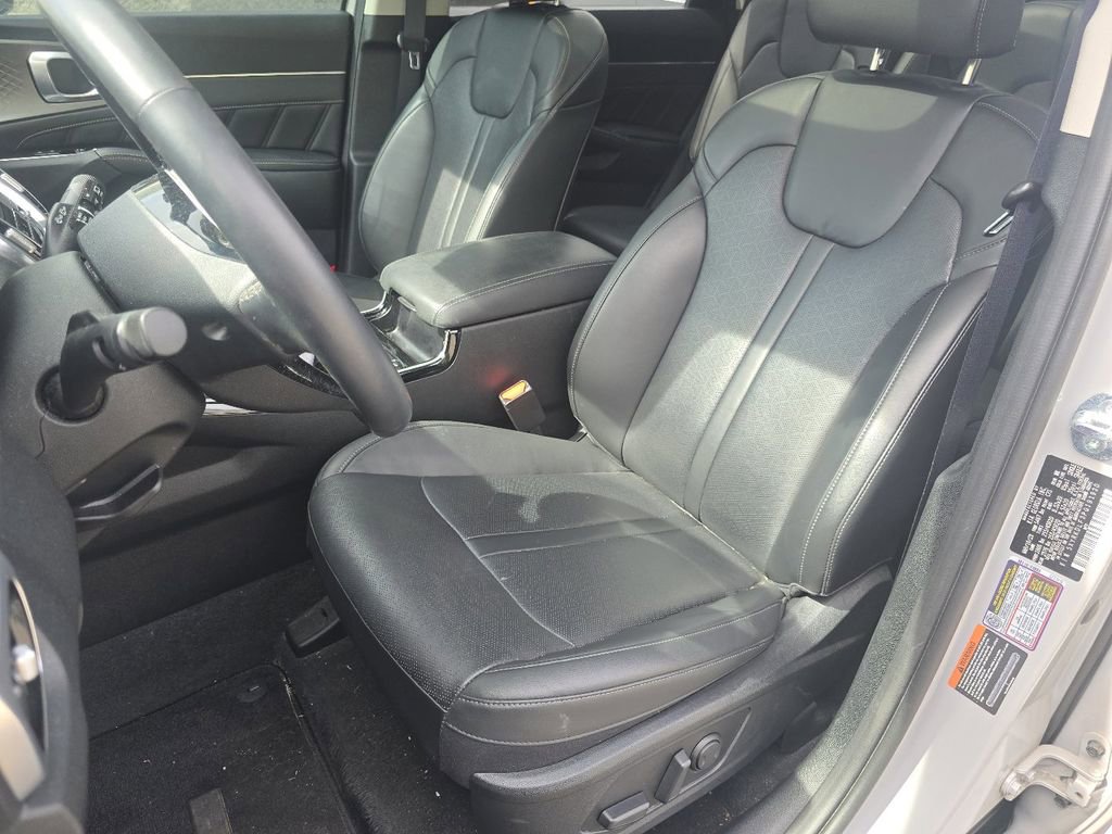 Used 2023 Kia Sorento SX AWD/4WD image 24